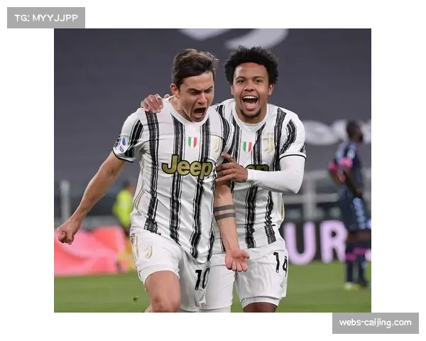 特写：终场哨响，塞尔塔主帅面对看台长时间鼓掌