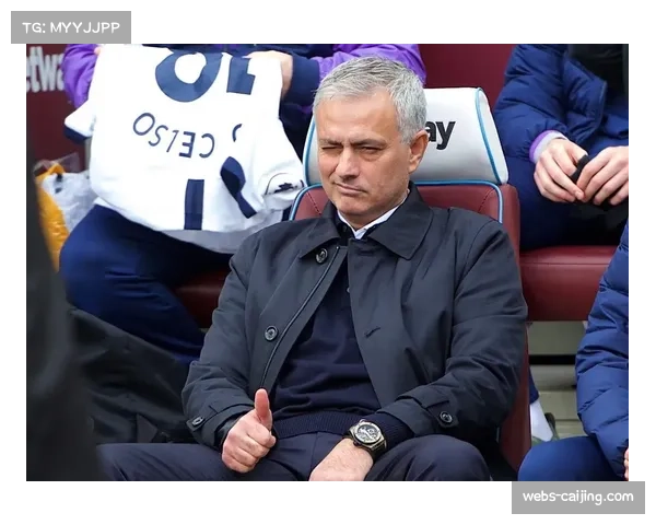 穆里尼奥出席赛前新闻发布会，回应重返意甲传闻